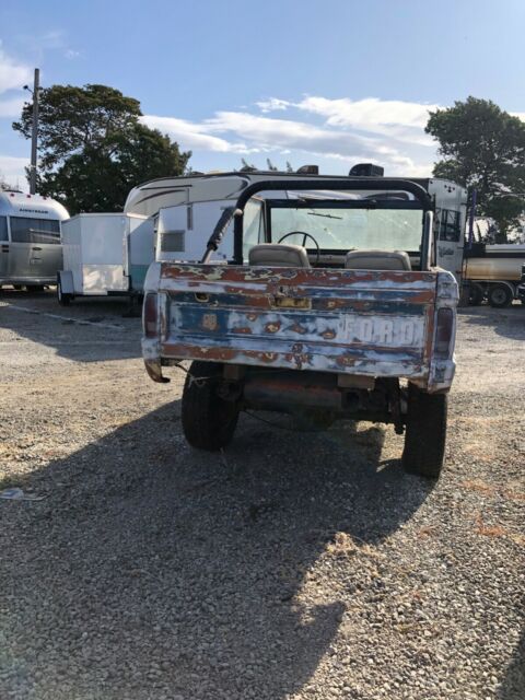 Ford Bronco 1969 image number 16