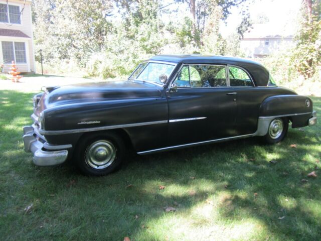 Chrysler Windsor 1952 image number 2