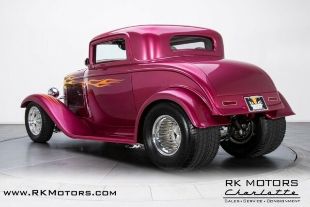 Ford Coupe 1932 image number 31