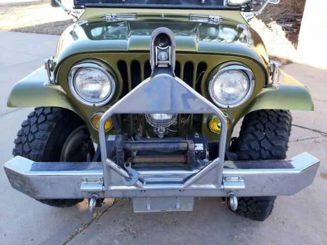 Jeep CJ 1969 image number 2