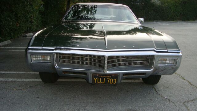 Buick Riviera 1969 image number 2