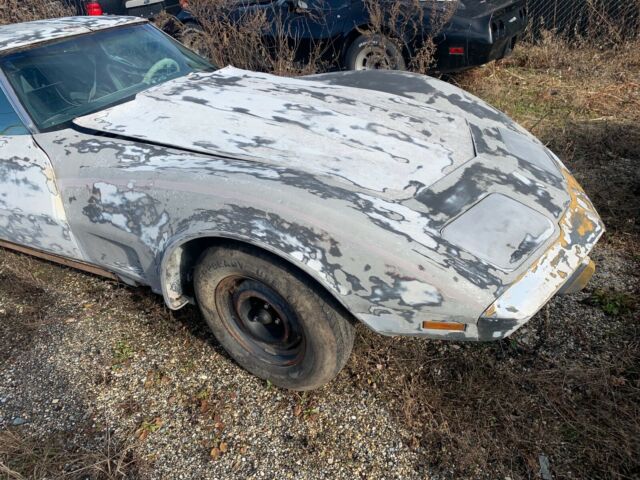 Chevrolet Corvette 1978 image number 17