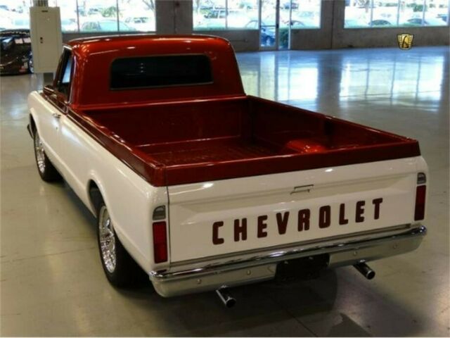 Chevrolet C-10 1967 image number 18