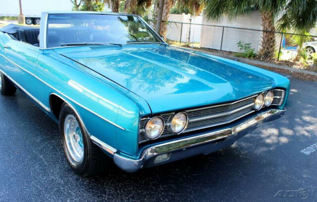 Ford Galaxie 1969 image number 17