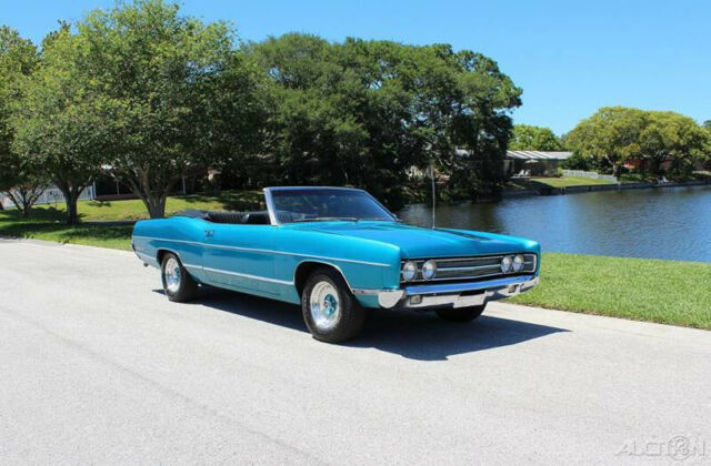 Ford Galaxie 1969 image number 28