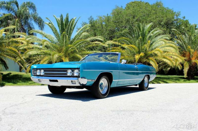 Ford Galaxie 1969 image number 36