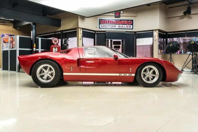 Ford GT40 1966 image number 33