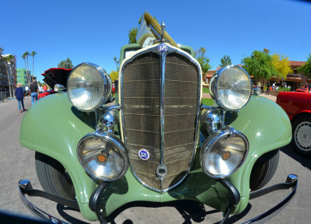 Buick Century 1933 image number 10