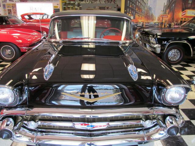 Chevrolet Bel Air/150/210 1957 image number 1