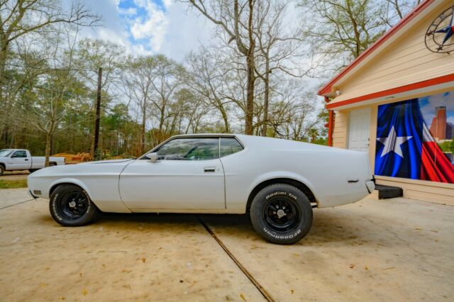 Ford Mustang 1973 image number 4