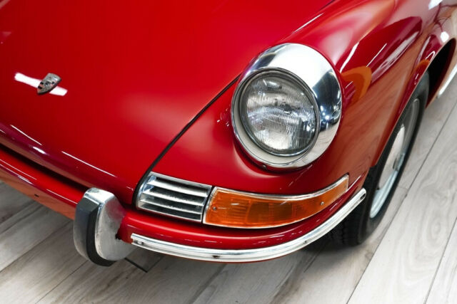 Porsche 911 1969 image number 18