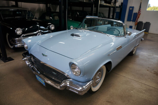 Ford Thunderbird 312 V8 Convertible 1957 image number 24