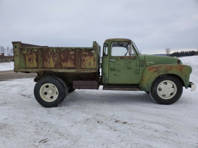 Chevrolet Chevy 1947 image number 17