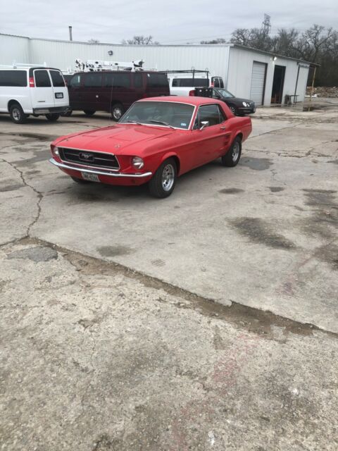 Ford Mustang 1967 image number 10