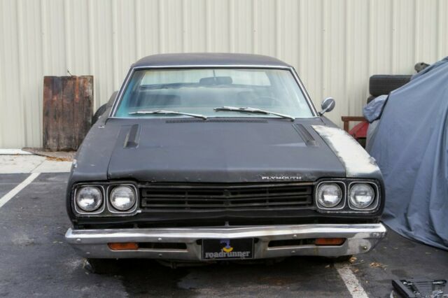 Plymouth Road Runner 1969 image number 1