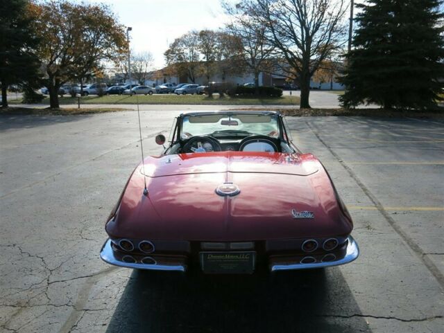 Chevrolet Corvette Convertible, 1967 image number 32