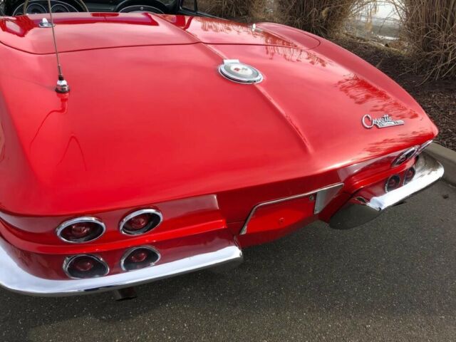 Chevrolet Corvette 1964 image number 45