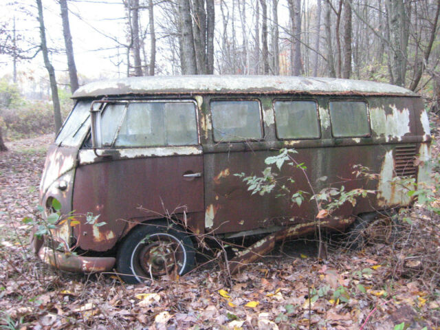 Volkswagen Bus/Vanagon 1960 image number 18