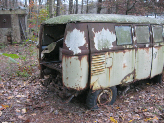 Volkswagen Bus/Vanagon 1960 image number 21