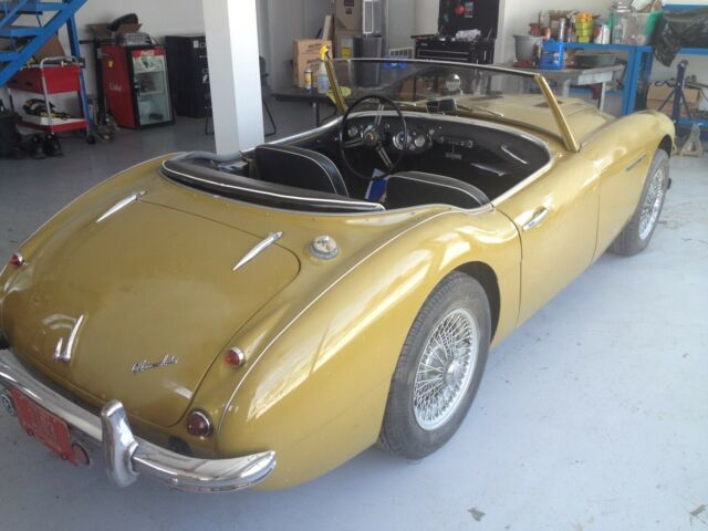 Austin Healey 100-6 1957 image number 27