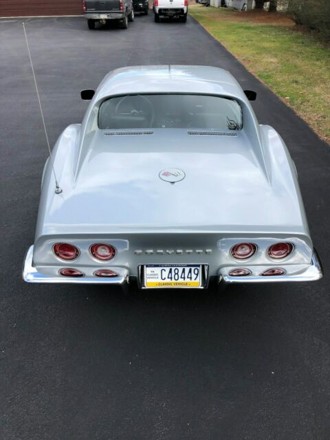 Chevrolet Corvette 1969 image number 19