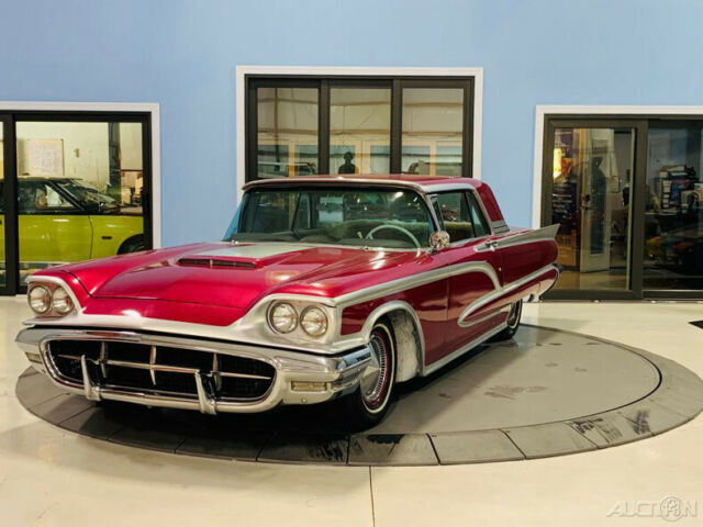 Ford Thunderbird 1960 image number 0