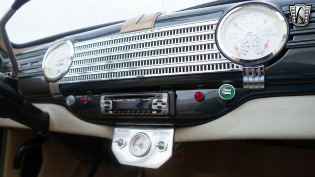 Chevrolet Convertible 1941 image number 41