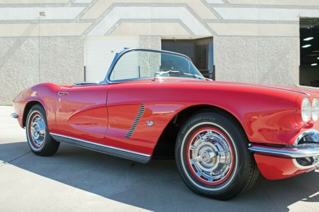 Chevrolet Corvette 1962 image number 19