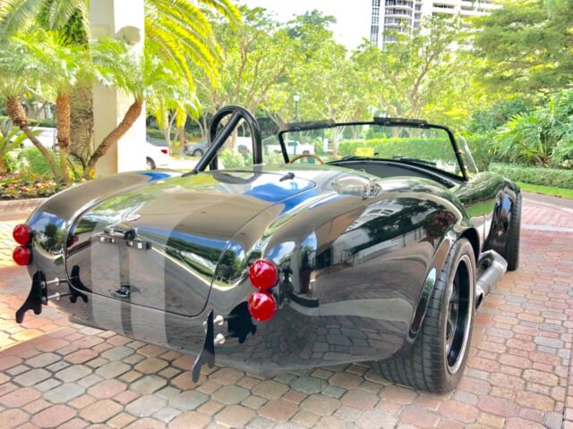 Shelby Cobra 1965 image number 11