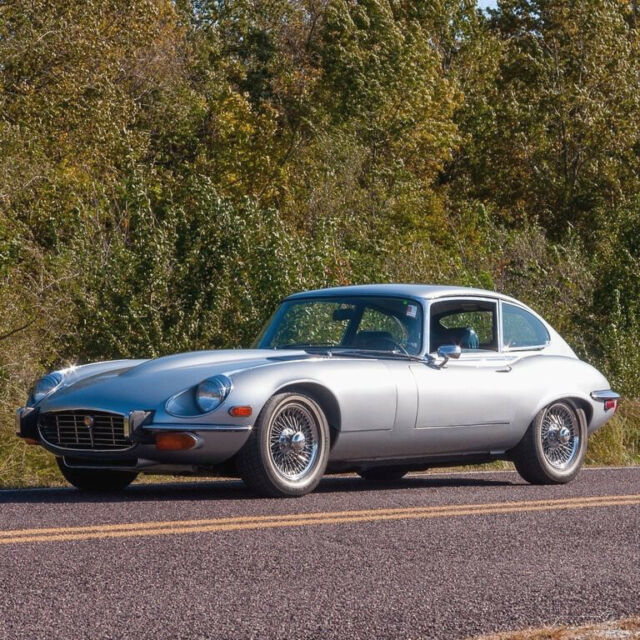 Jaguar E-Type 1973 image number 0