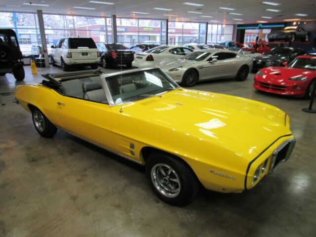 Pontiac Firebird 1969 image number 17