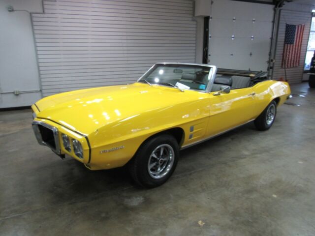 Pontiac Firebird 1969 image number 24