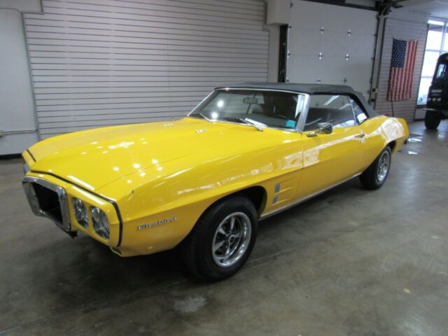 Pontiac Firebird 1969 image number 6