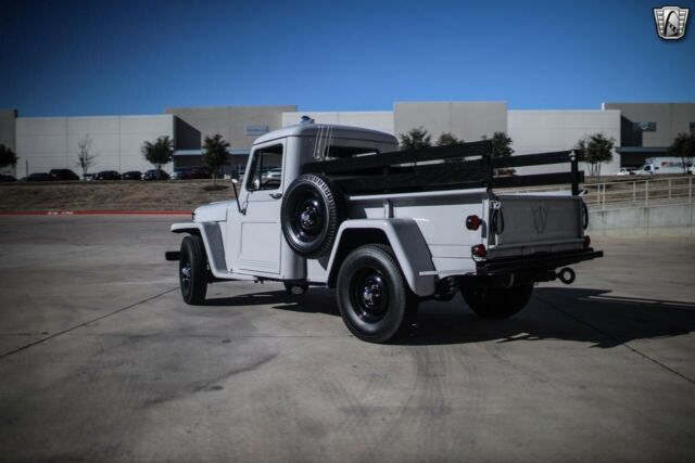 Willys Overland 1951 image number 28