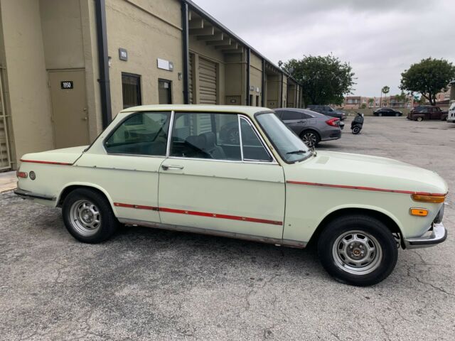 BMW 2002 1971 image number 21