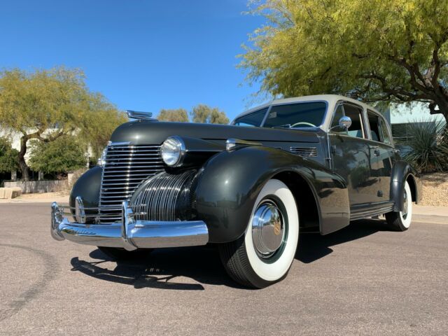 Cadillac Fleetwood 1940 image number 14