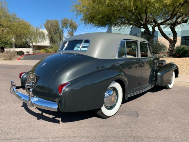 Cadillac Fleetwood 1940 image number 27