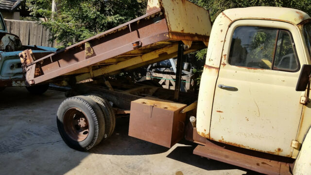 International Harvester S130 1957 image number 10