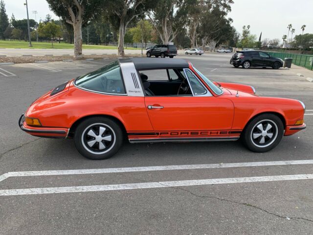 Porsche 911T TARGA 1973 image number 29