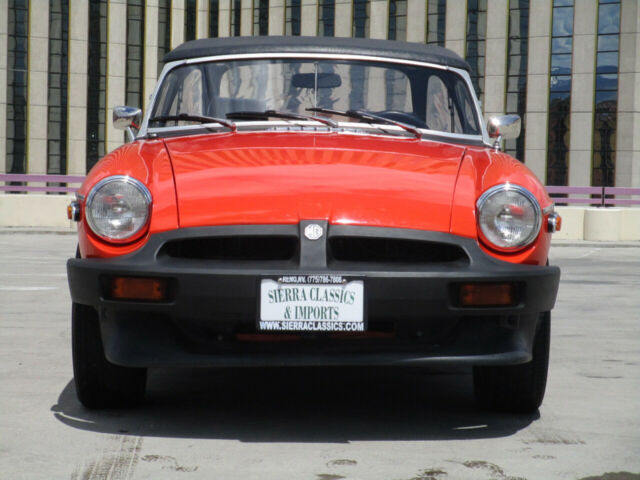 MG MGB 1976 image number 20