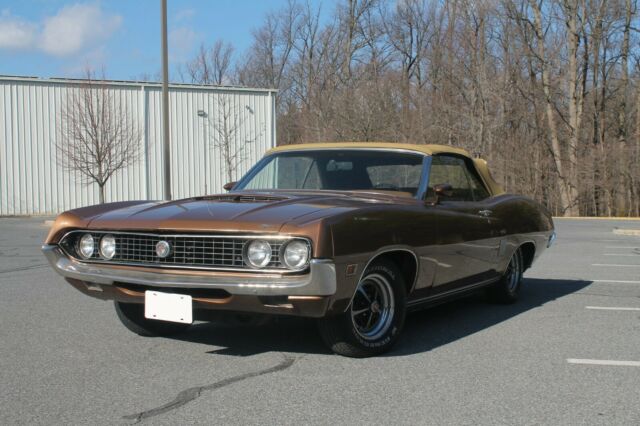 Ford Torino 1970 image number 1