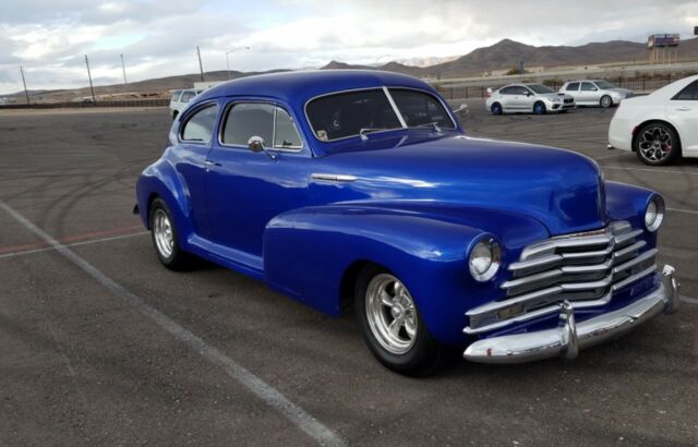 Chevrolet Fleetline 1947 image number 1