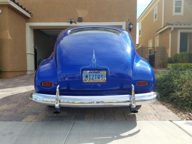 Chevrolet Fleetline 1947 image number 12