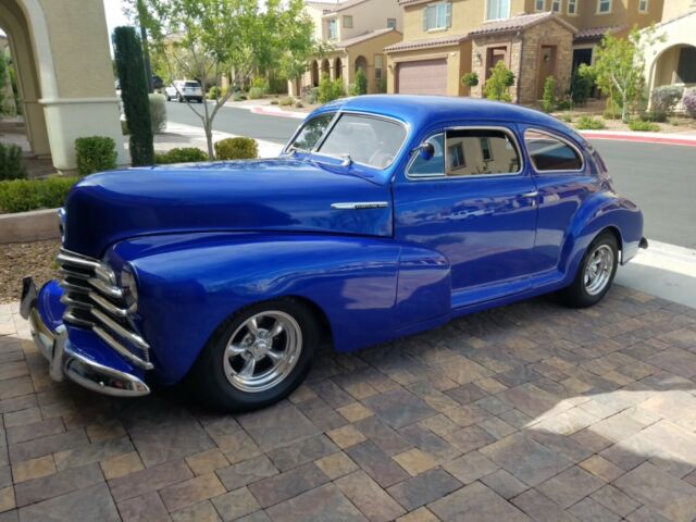 Chevrolet Fleetline 1947 image number 17