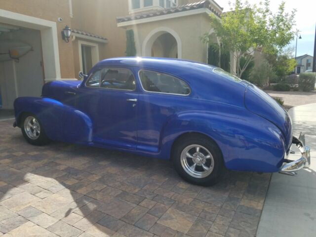 Chevrolet Fleetline 1947 image number 18