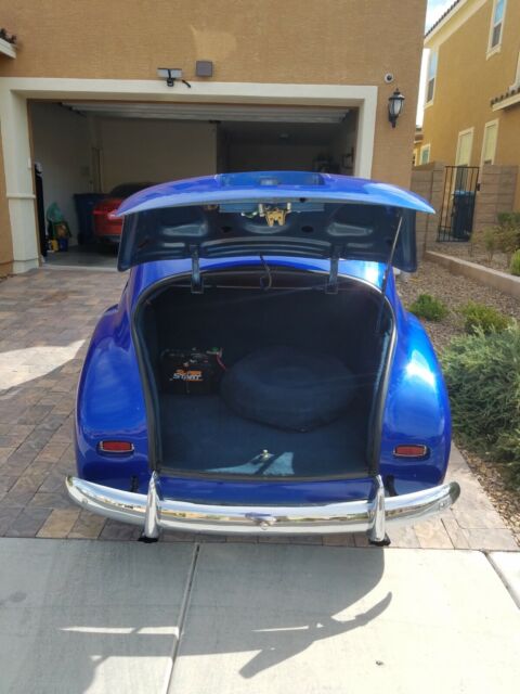 Chevrolet Fleetline 1947 image number 20