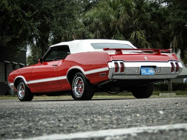 Oldsmobile Cutlass 1970 image number 30