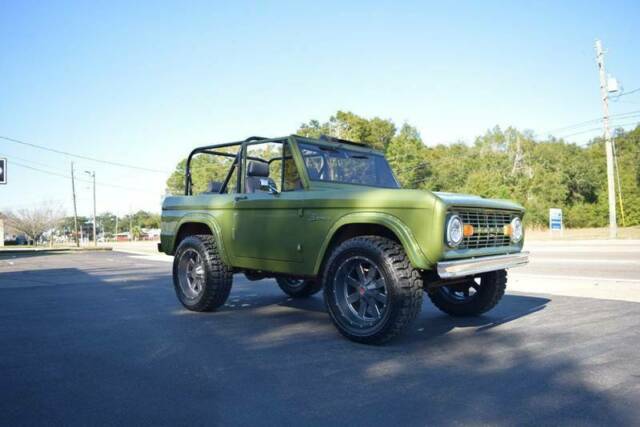 Ford Bronco 1969 image number 8