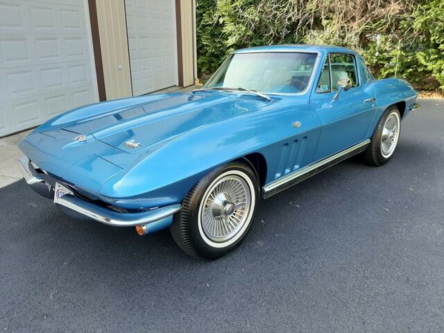 Chevrolet Corvette 1966 image number 0