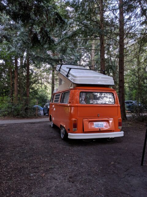 Volkswagen Vanagon 1974 image number 1